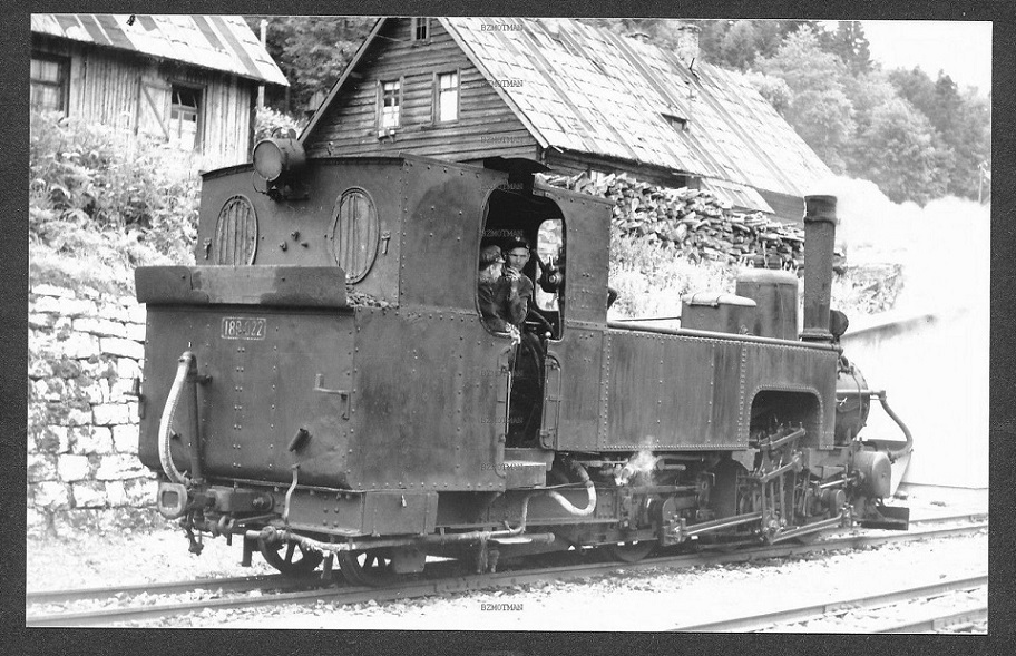 s-l1600  locomotive 189.022 at Srnetica.jpg