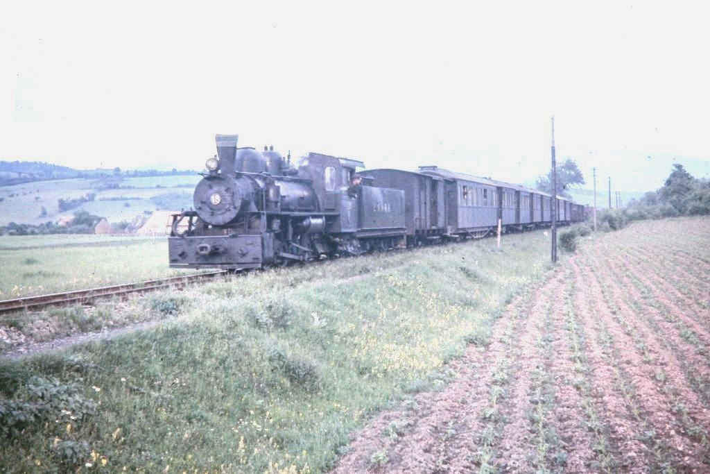 s-l1600 Loco UNRRA 8 Donji-Valuf 1967 Original.jpg