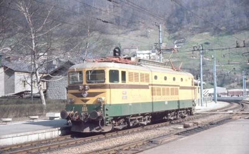 342-005 ZM 71.jpg