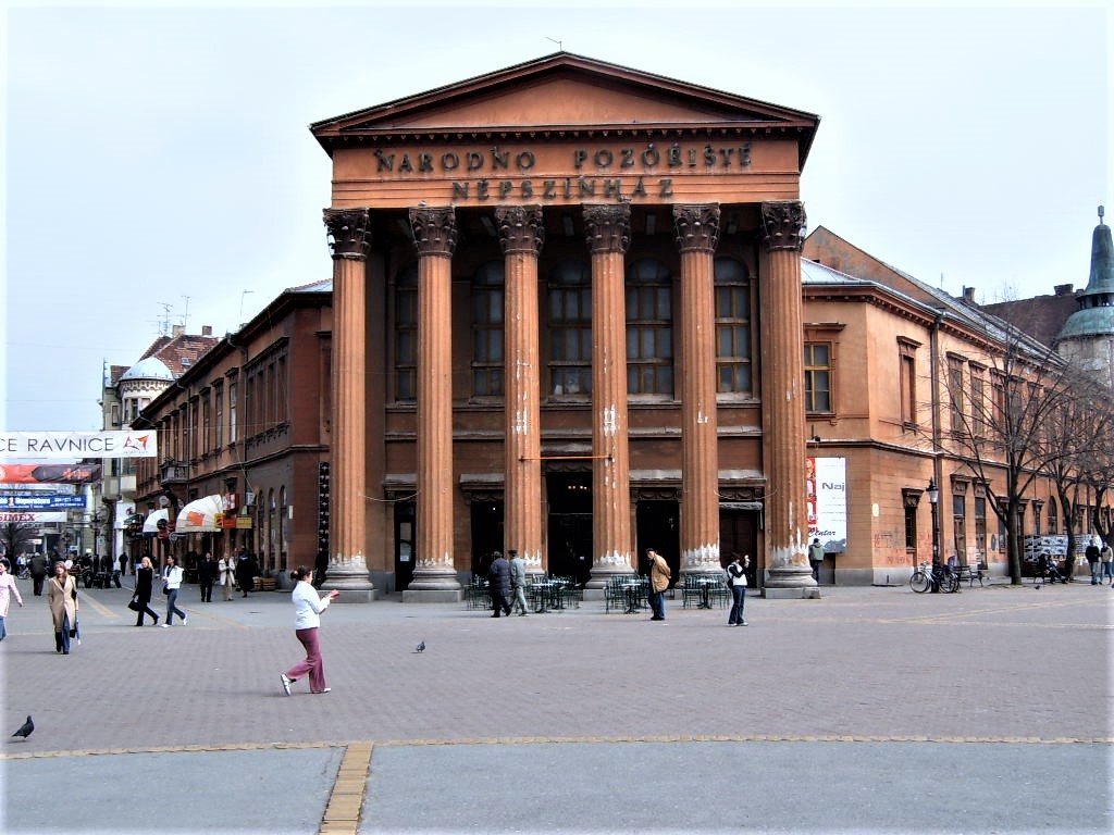 Theatre_in_subotica.jpg