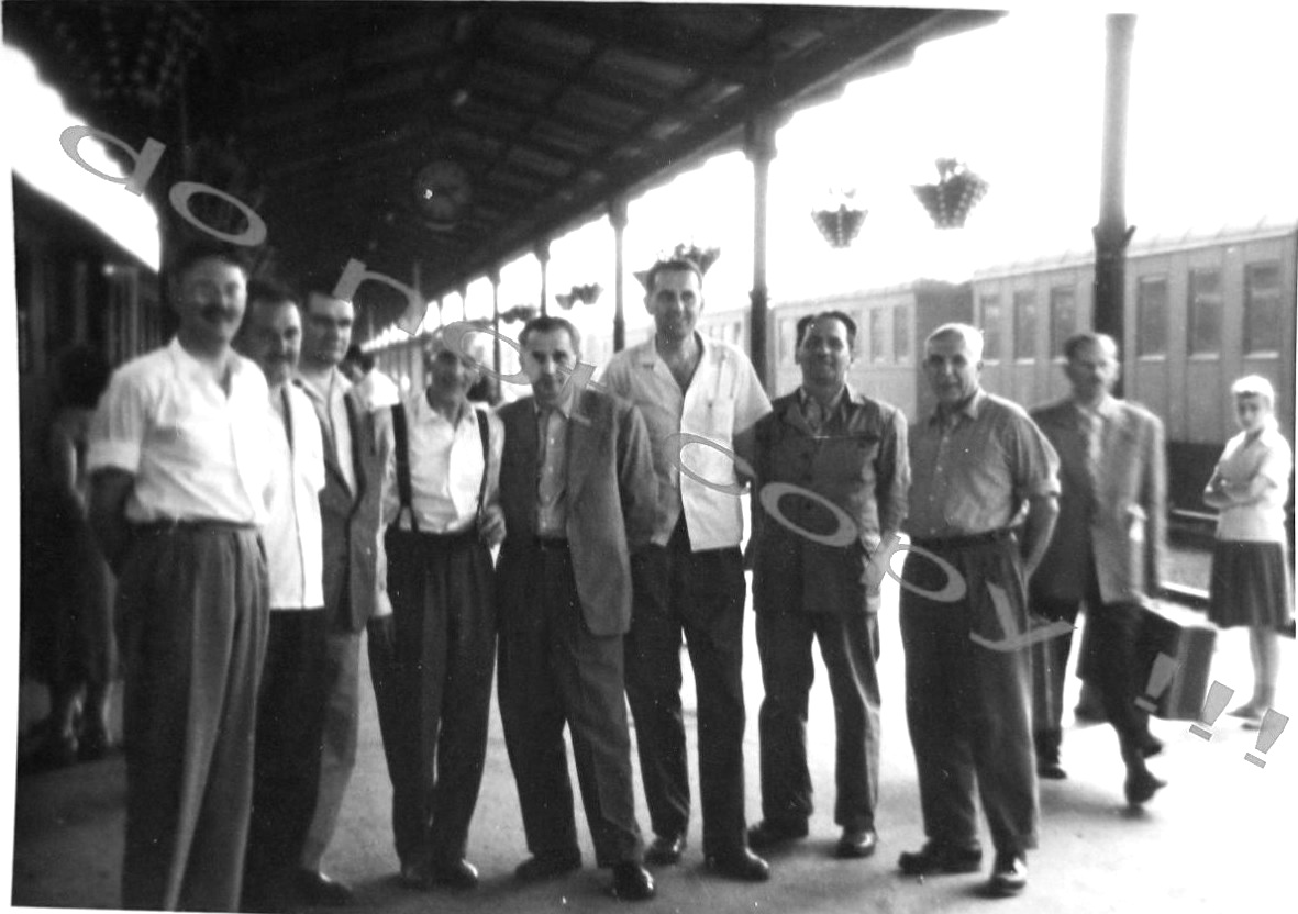 005_001Beograd - Railway station, Bahnhof - Prilikom ispraćaja KUD POŠTAR iz Ljubljane  1959.jpg