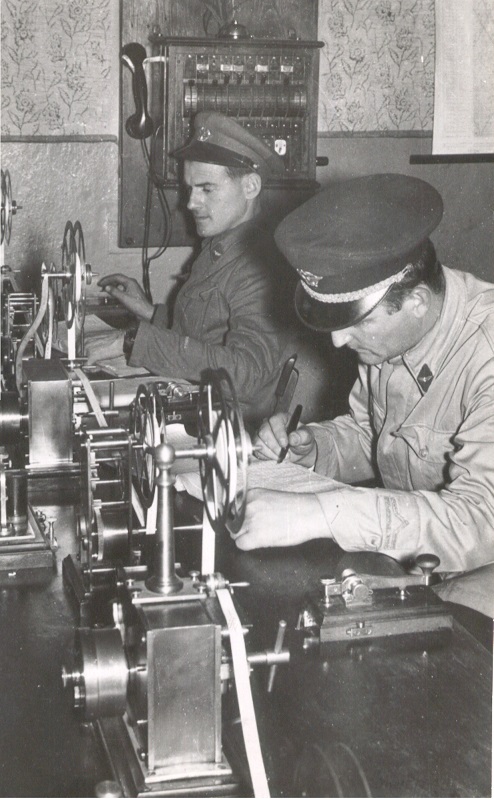 Telegrafisti stanice Višegrad, 1960. g..jpg