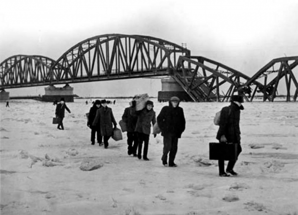 Beograd 1941-42. most kralja Petra II.png
