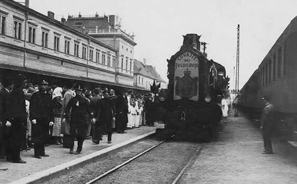 1934-Aleksandar_Karadjordjevic_Zagreb.jpg
