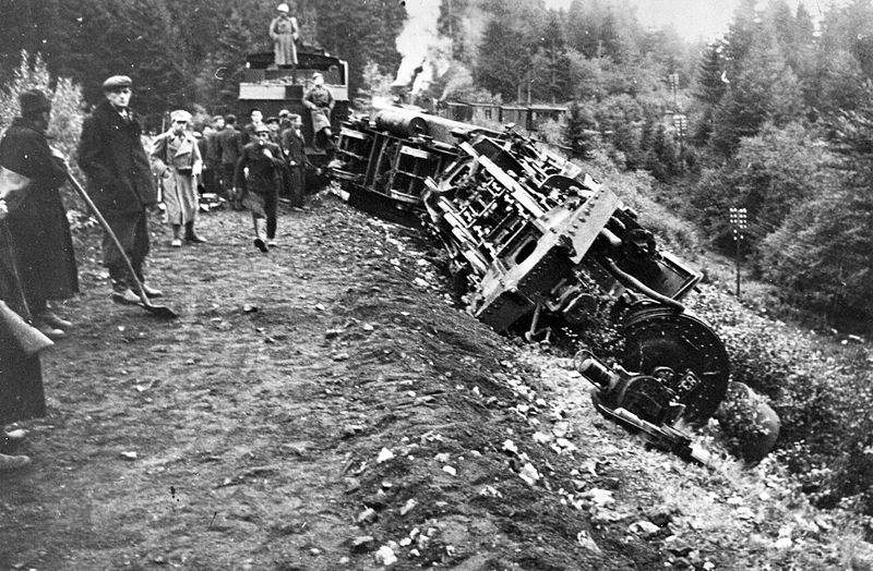 Diverzantska_akcija_na_pruzi_Sarajevo-Viscaronegrad_zps28dfc446.jpg