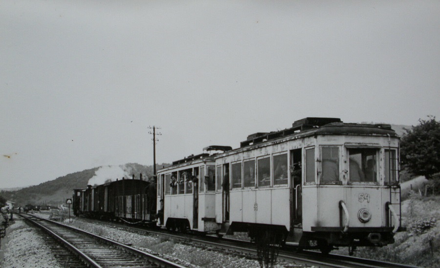 sar-tram.jpg