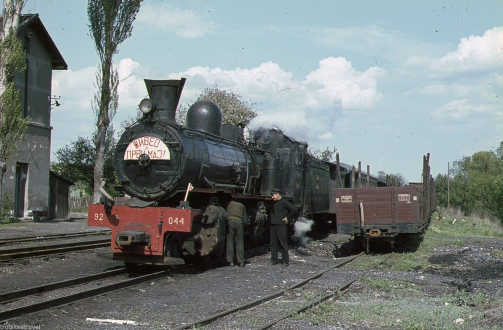 92-044-1.jpg