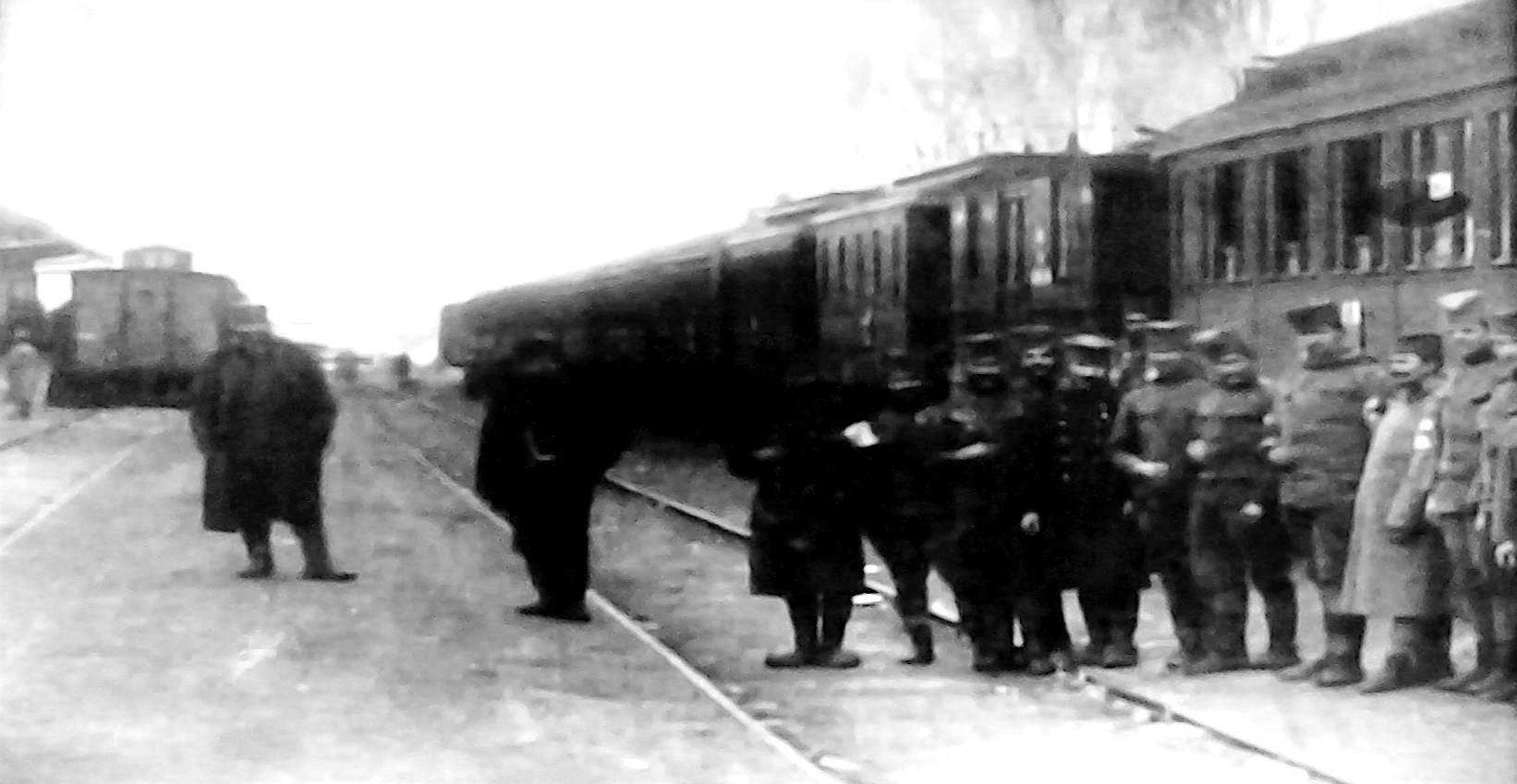Sanitetski voz  -Srbija WW1 2.jpg