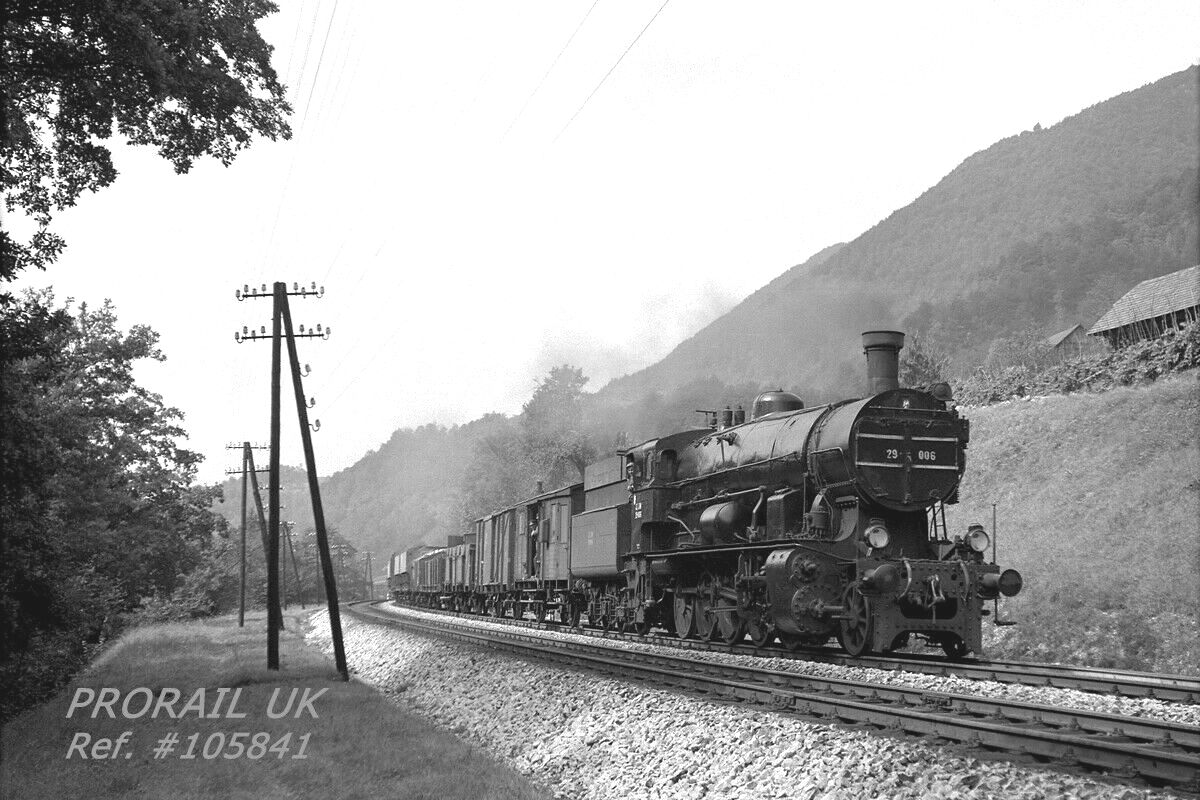 s-l1600 29.006 freight nr Židani Most Slovenia.jpg