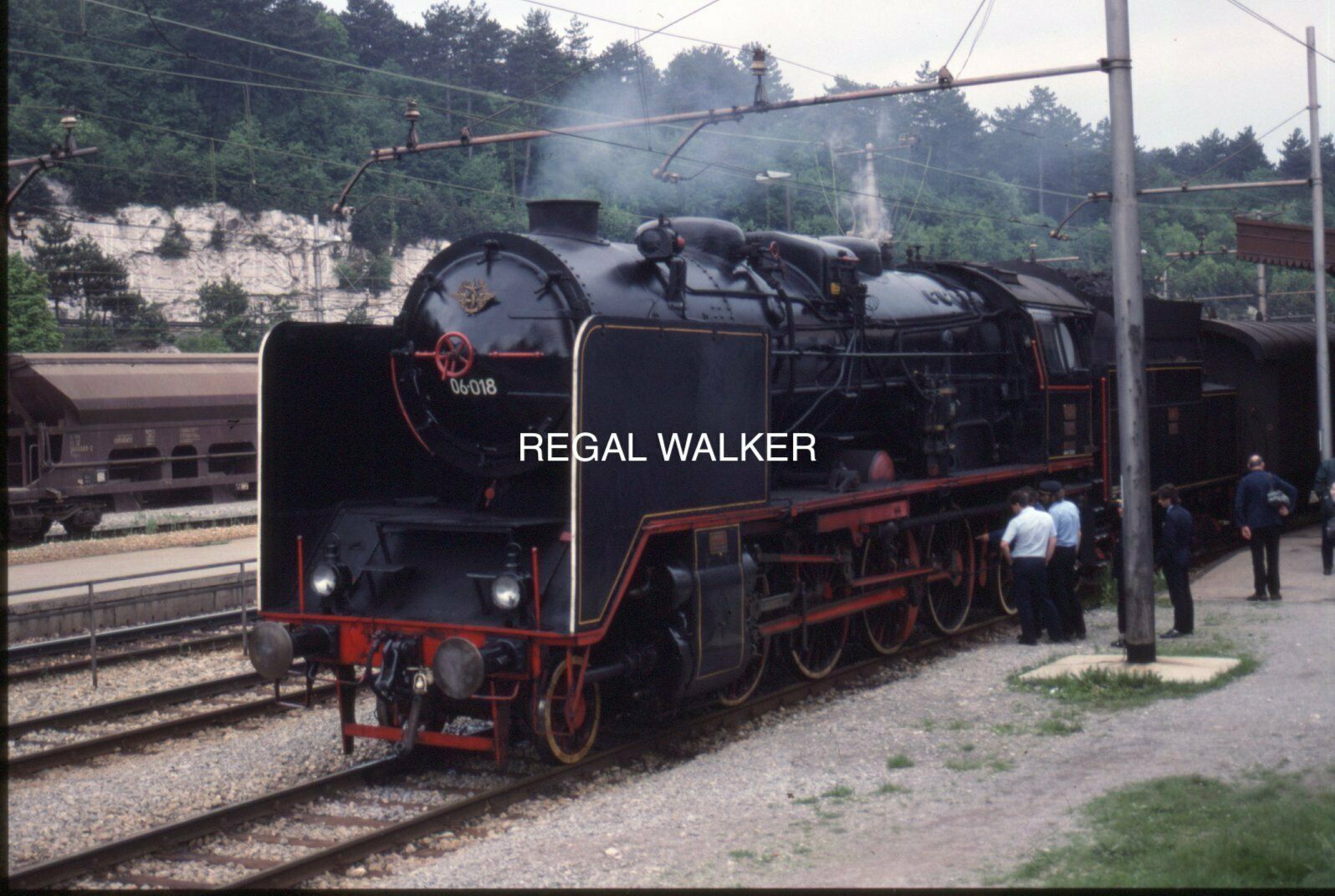 s-l1600 06018 AT POSTOJNA SLOVENIA 1990 06-018.jpg