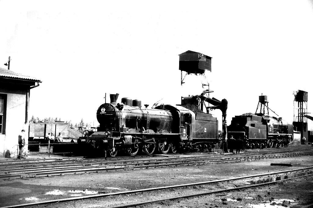 s-l1600 Loco 01 1966 Jugoslavia x 2 1 BG.jpg