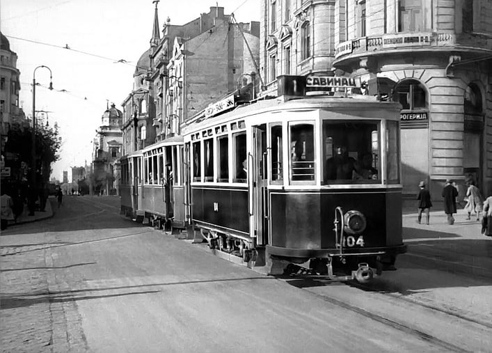 Трамвај бр. 1 на линији Калемегдан - Савинац.jpg