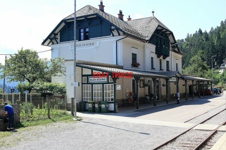 s-l1600 BLED JEZERO STATION BOHINJ RAILWAY SLOVENIA 05-07-2017.jpg