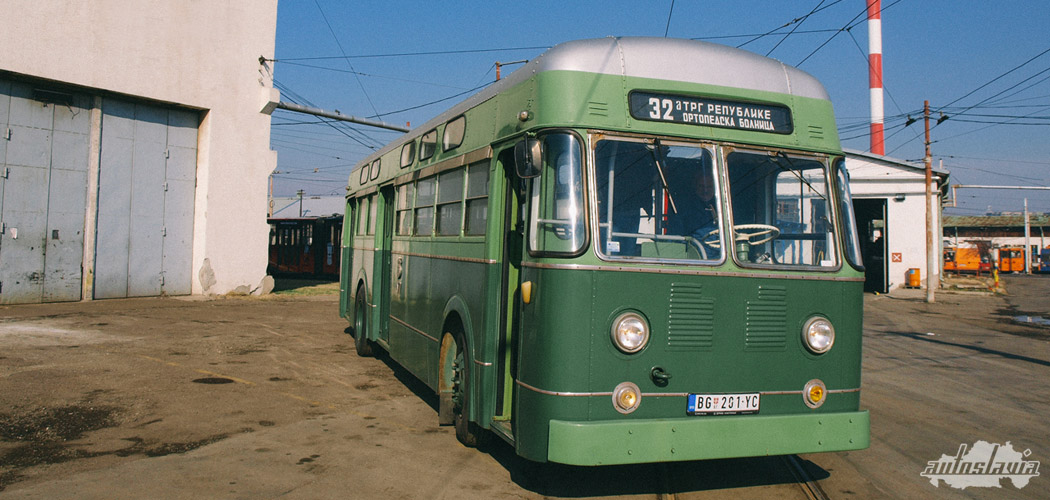 leyland-autobus-gsp-cover.jpg