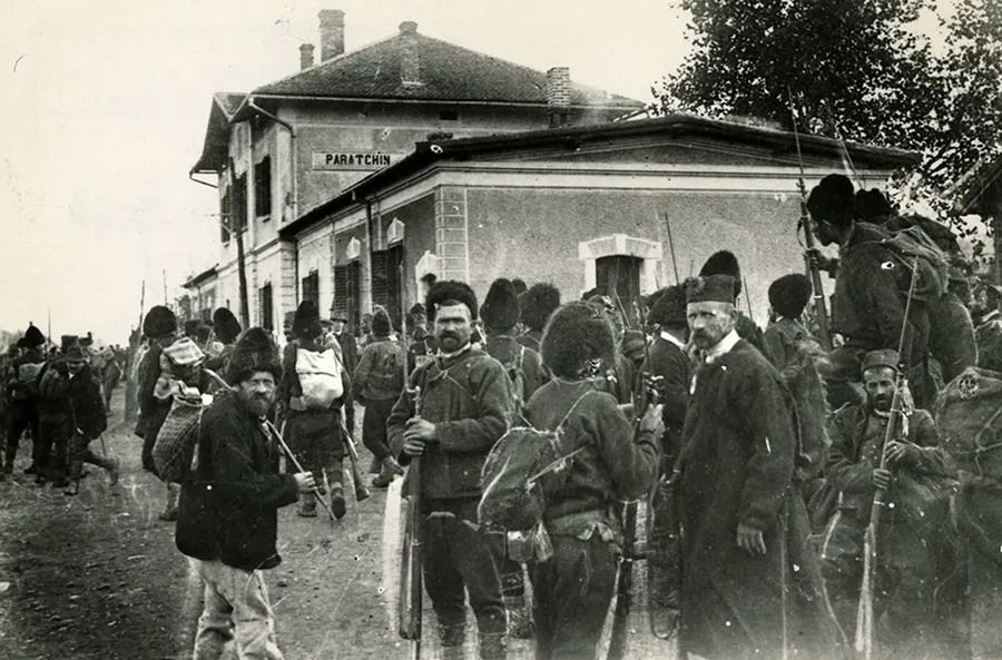 Trecepozivci na putu za komandu-Paracin 1914.jpg