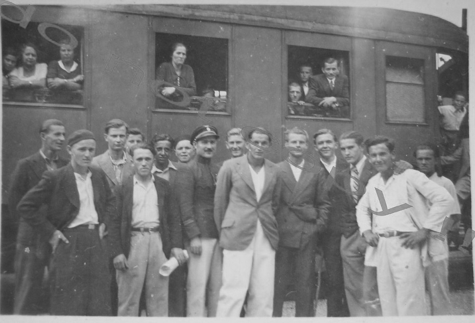 017_001 Gospić - Železnička stanica, Railway station, Bahnhof, Train  1936.jpg