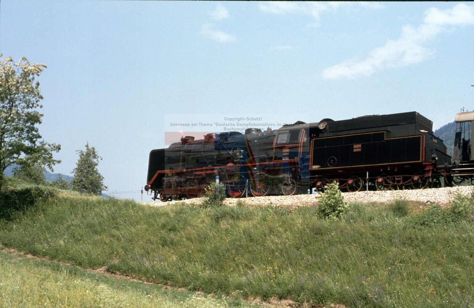 s-l1600 06-018 near Postojna 05-1990.jpg