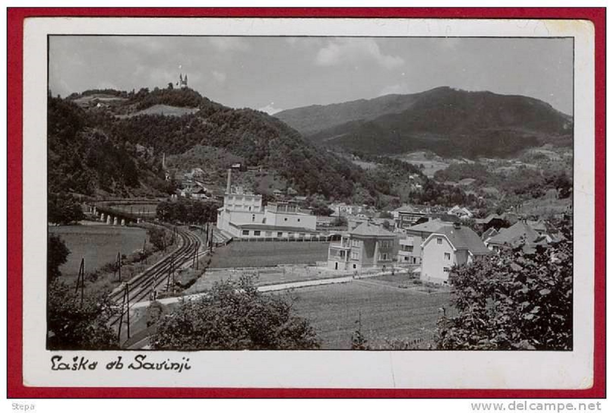 618_001 LASKO ob SAVINJI, RAILWAY STATION REAL PHOTO PICTURE POSTCARD 1940.jpg