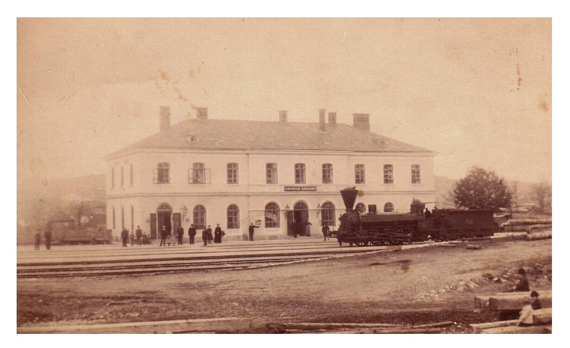 Železnička stanica Logatec, na pruzi Ljubljana Trst 1885. godine.jpg