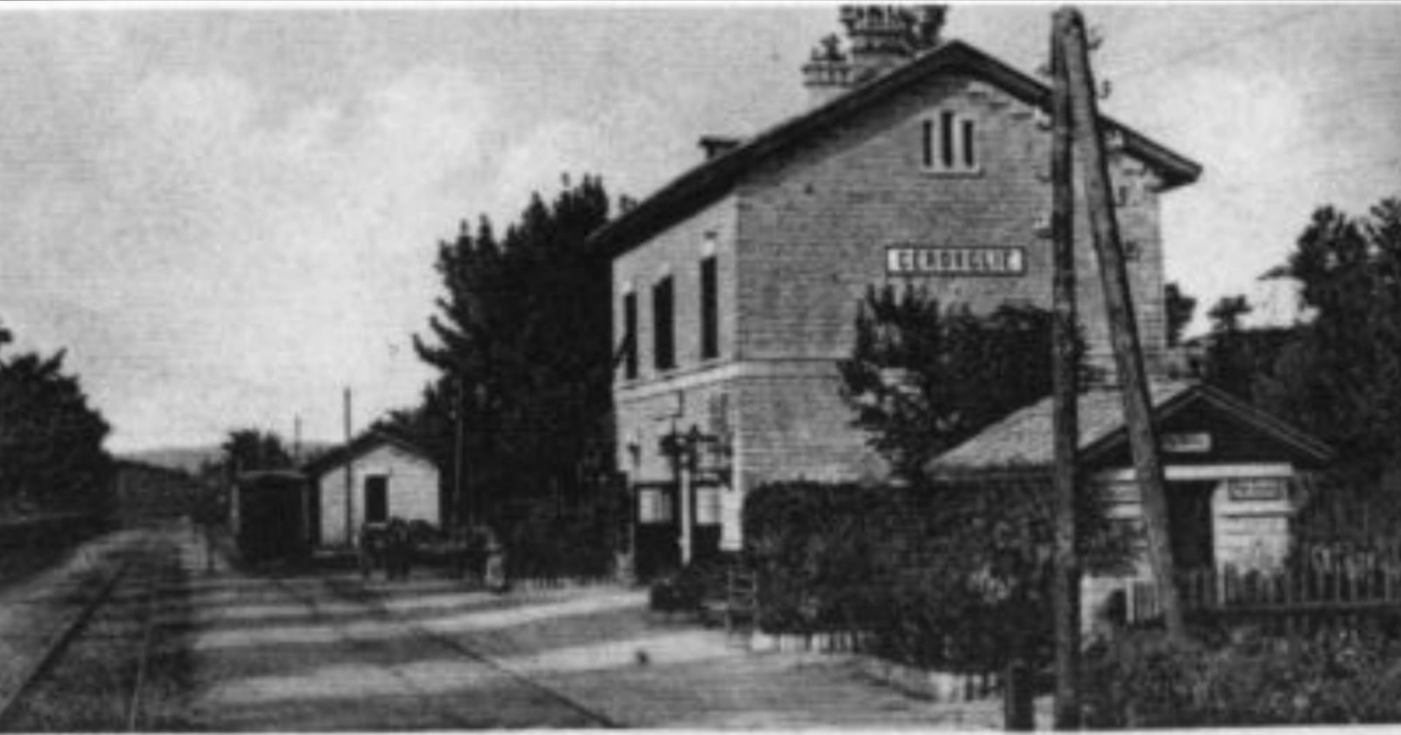 Stara fotografija železničke stanice CEROVLJE na pruzi Divača-Pula.jpg