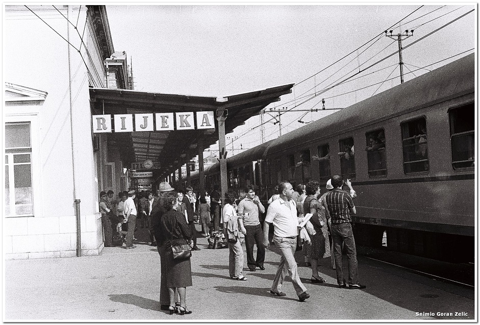Rivijera express poslovni vlak Rijeka-Zagreb 80-tih.jpg