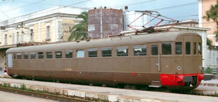 FS_ALe.790.009 Italian railcar ALe 790.009, very similar to the ALe 880.jpg