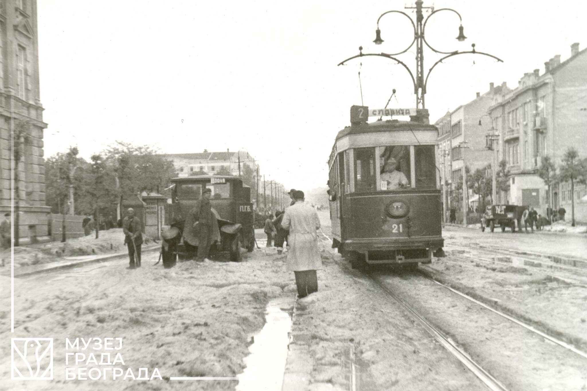 1937 provala oblaka sa gradom.jpg