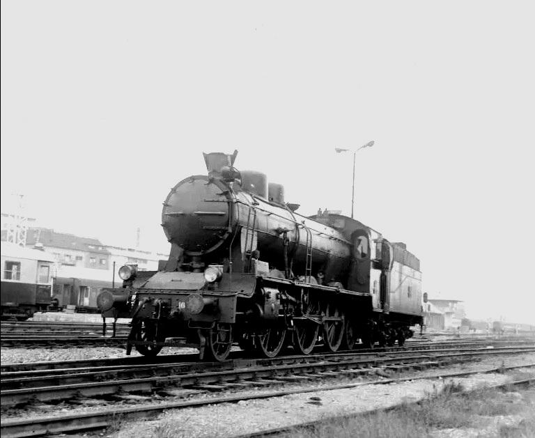 Lokomotiva JŽ 01 016 Snimljena 1964,godine u  Jugoslavii.jpg