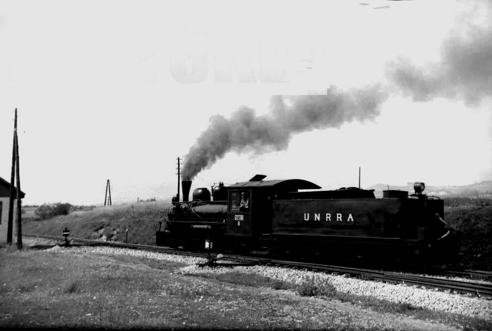 s-l1600  UNRRA 8 Bila Tserkva 1970 Trenica.jpg