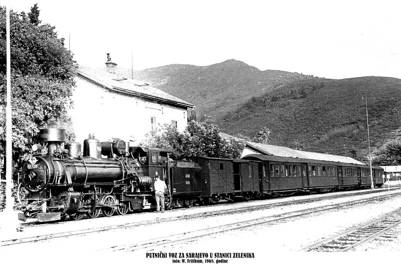 izlozba076of3.jpg
